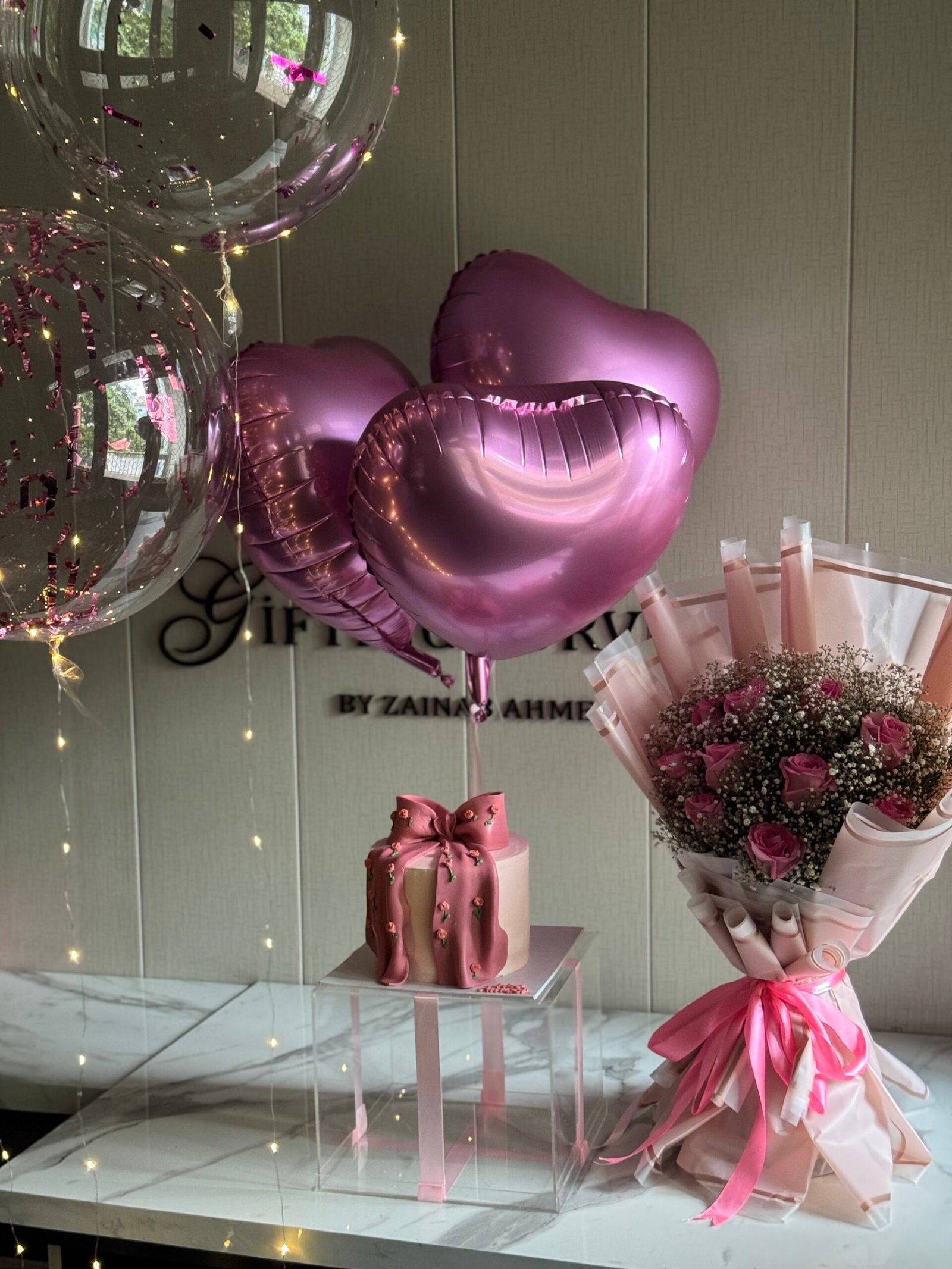 Birthday Celebration Package – 2 Pound Cake, 10 Roses & Balloons